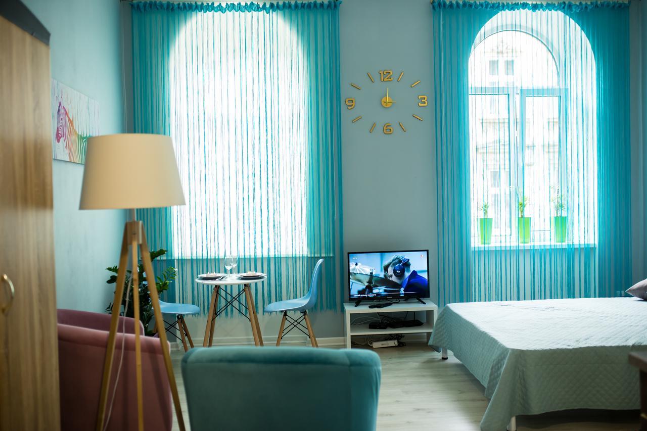Romantic Apartment In The Center Of Old Lviv Ngoại thất bức ảnh